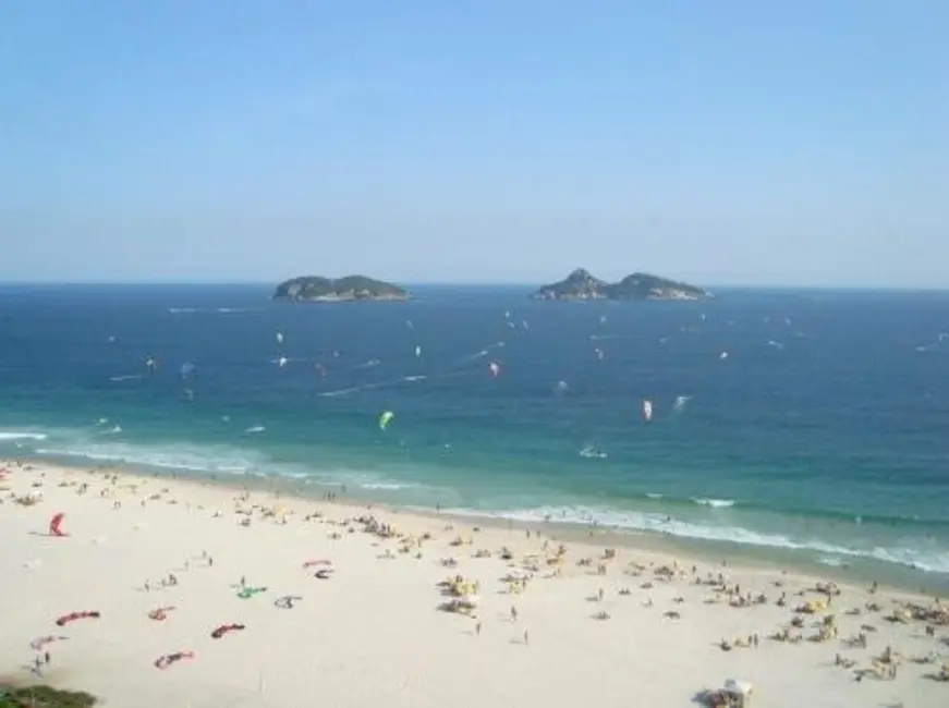 Apartamento com 2 quartos à venda, 155m2 em Barra da Tijuca, Rio De Janeiro - RJ - imagem 2 Foto 2 de Apartamento com 2 quartos à venda, 155m2 em Barra da Tijuca, Rio De Janeiro - RJ