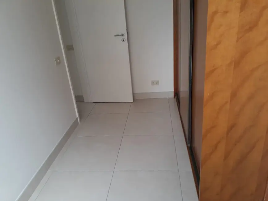 Foto 2 de Apartamento com 2 quartos à venda, 65m2 em Barra da Tijuca, Rio De Janeiro - RJ