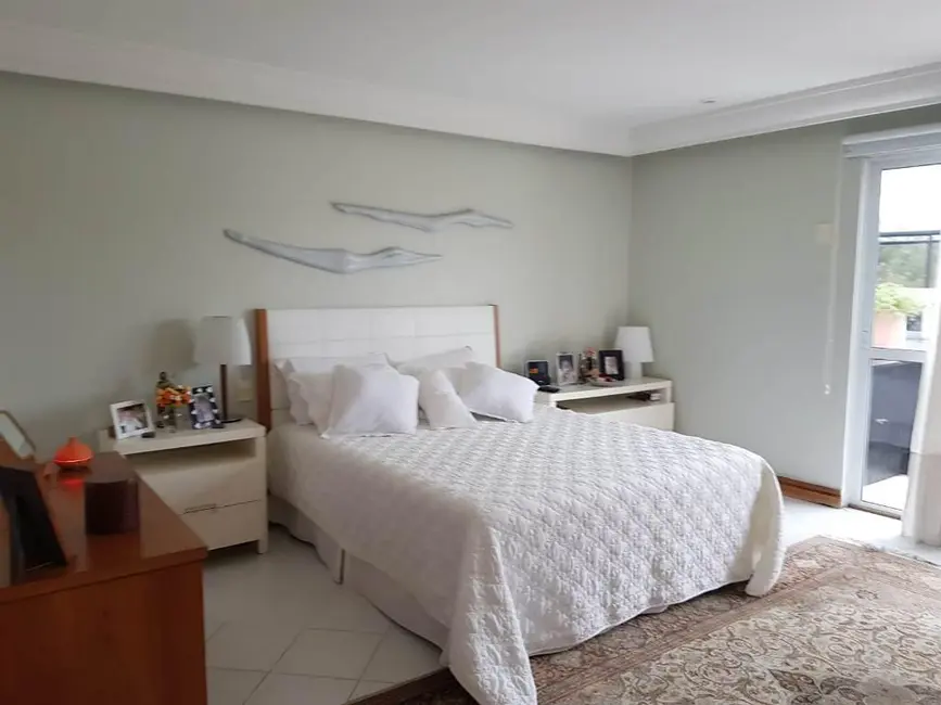 Apartamento com 5 quartos à venda, 333m2 em Barra da Tijuca, Rio De Janeiro - RJ - imagem 4 Foto 4 de Apartamento com 5 quartos à venda, 333m2 em Barra da Tijuca, Rio De Janeiro - RJ