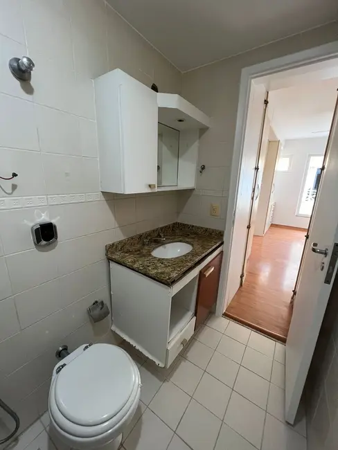 Casa de Condomínio com 3 quartos à venda, 133m2 em Anil, Rio De Janeiro - RJ - imagem 6 Foto 6 de Casa de Condomínio com 3 quartos à venda, 133m2 em Anil, Rio De Janeiro - RJ