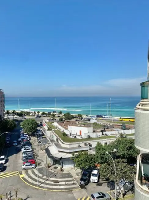 Foto 2 de Apartamento com 2 quartos à venda, 110m2 em Barra da Tijuca, Rio De Janeiro - RJ