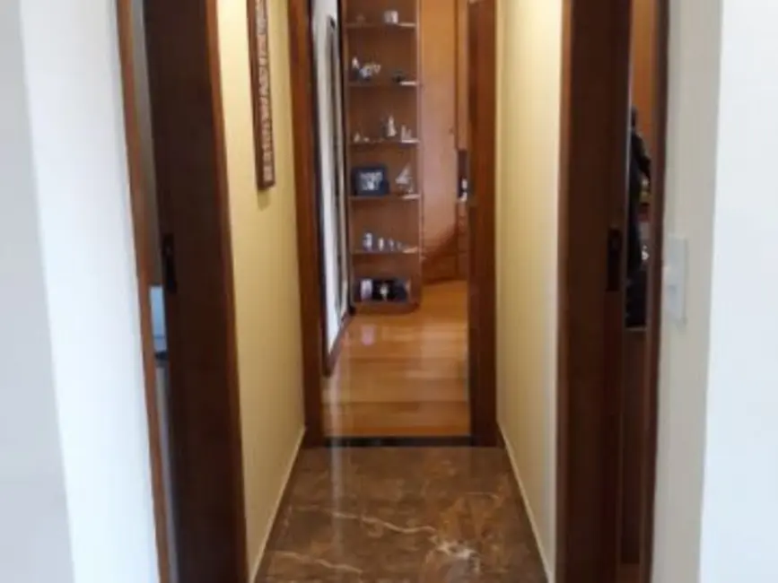 Apartamento com 2 quartos à venda, 95m2 em Vila Valqueire, Rio De Janeiro - RJ - imagem 4 Foto 4 de Apartamento com 2 quartos à venda, 95m2 em Vila Valqueire, Rio De Janeiro - RJ