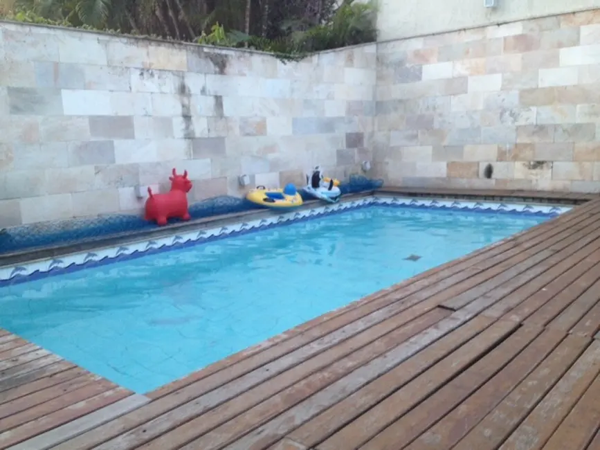 Foto 1 de Casa de Condomínio com 4 quartos à venda e para alugar, 350m2 em Taquara, Rio De Janeiro - RJ