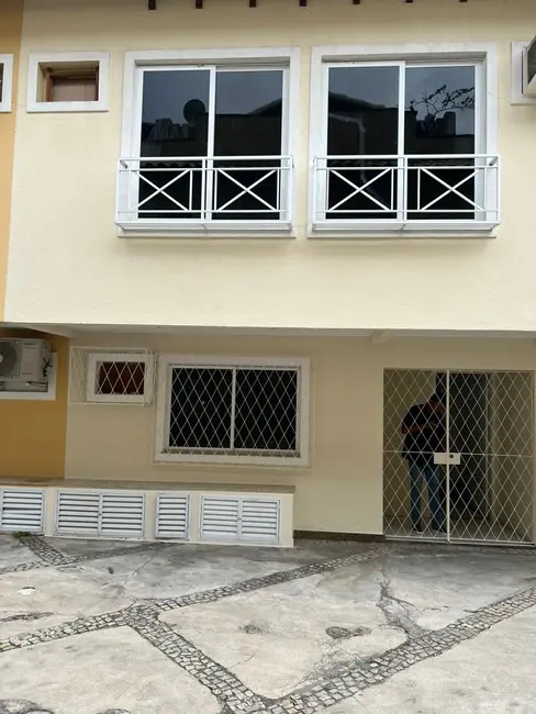Foto 3 de Casa de Condomínio com 3 quartos à venda, 133m2 em Anil, Rio De Janeiro - RJ