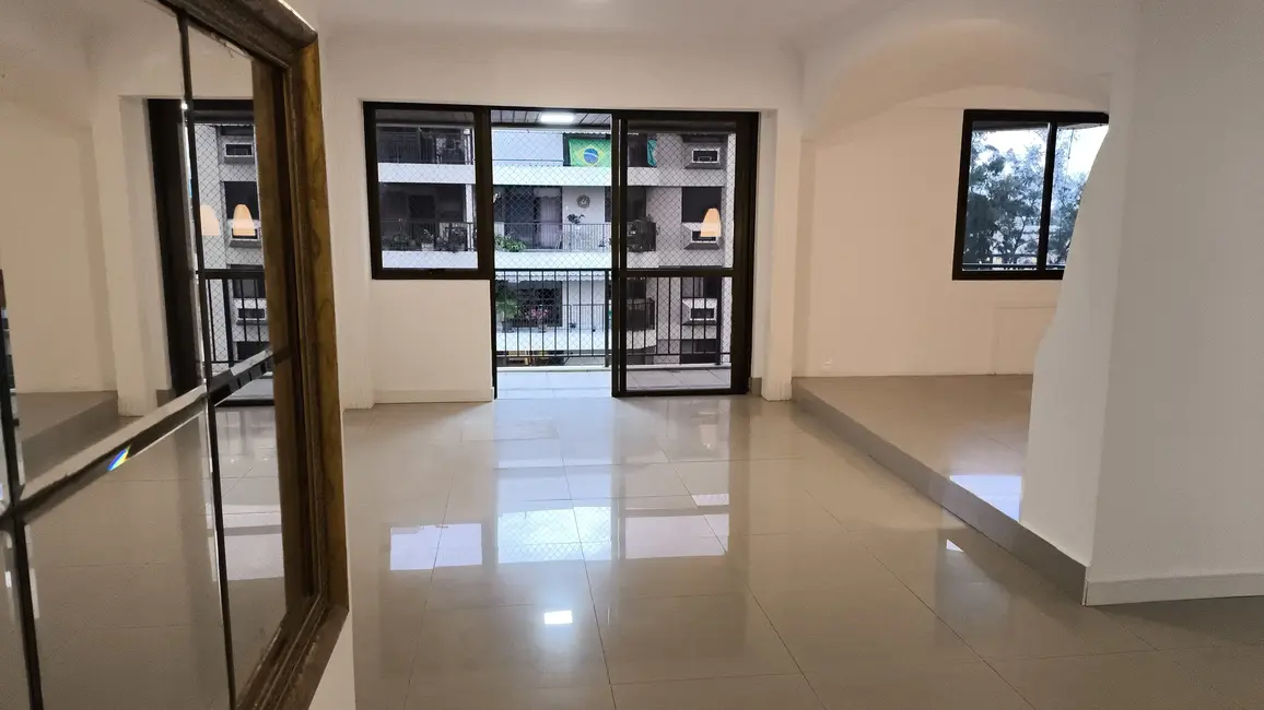 Foto 5 de Apartamento com 3 quartos para alugar, 140m2 em Barra da Tijuca, Rio De Janeiro - RJ