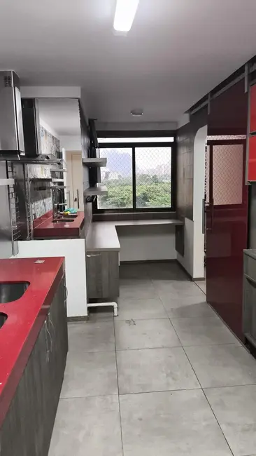 Apartamento com 3 quartos para alugar, 140m2 em Barra da Tijuca, Rio De Janeiro - RJ - imagem 6 Foto 6 de Apartamento com 3 quartos para alugar, 140m2 em Barra da Tijuca, Rio De Janeiro - RJ