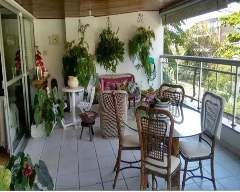 Apartamento com 3 quartos à venda, 184m2 em Recreio dos Bandeirantes, Rio De Janeiro - RJ - imagem 2 Foto 2 de Apartamento com 3 quartos à venda, 184m2 em Recreio dos Bandeirantes, Rio De Janeiro - RJ