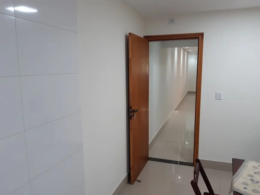 Sobrado com 4 quartos à venda, 120m2 em Jardim Santo Elias, São Paulo - SP - imagem 8 Foto 8 de Sobrado com 4 quartos à venda, 120m2 em Jardim Santo Elias, São Paulo - SP