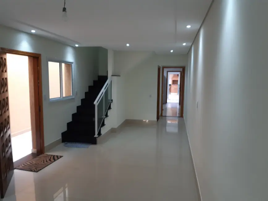 Sobrado com 4 quartos à venda, 120m2 em Jardim Santo Elias, São Paulo - SP - imagem 4 Foto 4 de Sobrado com 4 quartos à venda, 120m2 em Jardim Santo Elias, São Paulo - SP