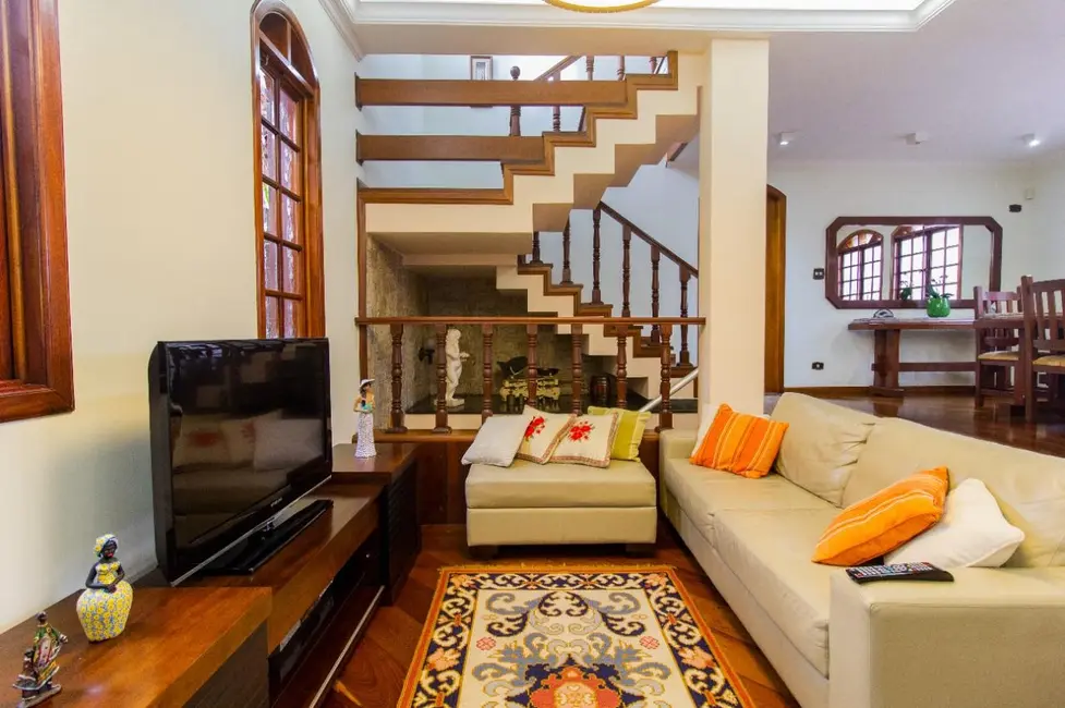 Sobrado com 5 quartos à venda, 389m2 em Jardim Santo Elias, São Paulo - SP - imagem 6 Foto 6 de Sobrado com 5 quartos à venda, 389m2 em Jardim Santo Elias, São Paulo - SP