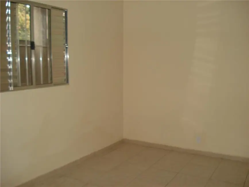 Casa com 1 quarto para alugar, 15m2 em Jaraguá, São Paulo - SP - imagem 6 Foto 6 de Casa com 1 quarto para alugar, 15m2 em Jaraguá, São Paulo - SP