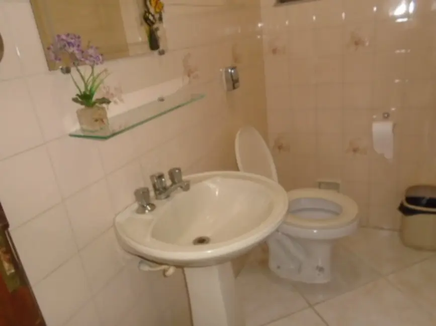 Foto 9 de Sobrado com 3 quartos para alugar, 120m2 em Jardim Líbano, São Paulo - SP