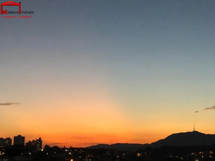 Sobrado com 3 quartos à venda, 238m2 em Jardim São José (Zona Norte), São Paulo - SP - imagem 6 Foto 6 de Sobrado com 3 quartos à venda, 238m2 em Jardim São José (Zona Norte), São Paulo - SP