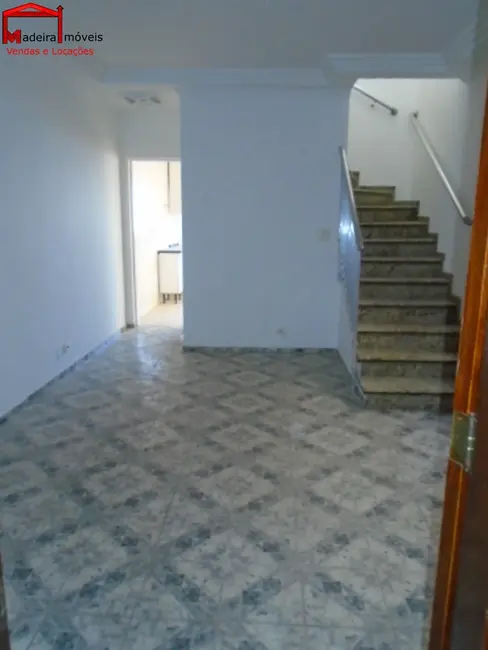 Foto 3 de Sobrado com 3 quartos para alugar, 150m2 em Parque Panamericano, São Paulo - SP