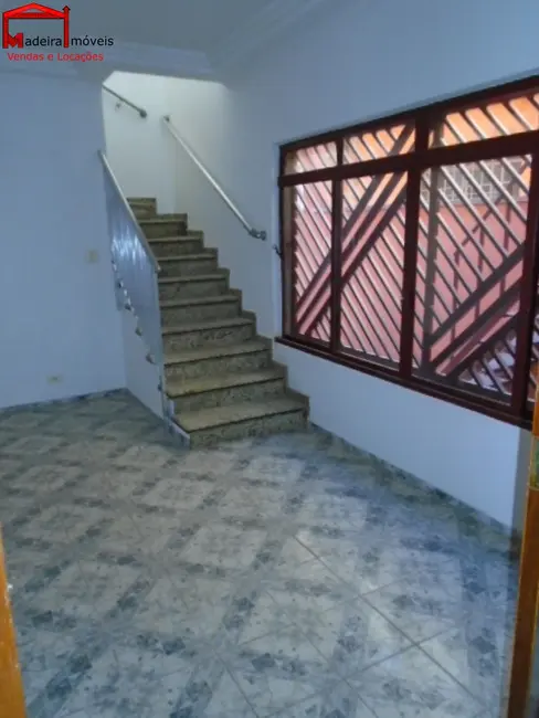 Foto 2 de Sobrado com 3 quartos para alugar, 150m2 em Parque Panamericano, São Paulo - SP