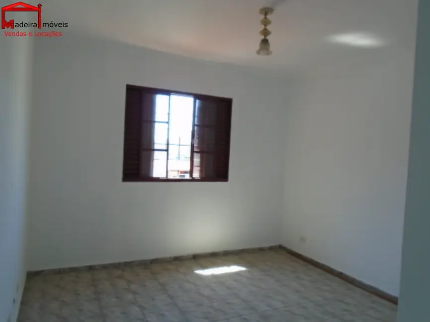 Foto 7 de Sobrado com 3 quartos para alugar, 150m2 em Parque Panamericano, São Paulo - SP