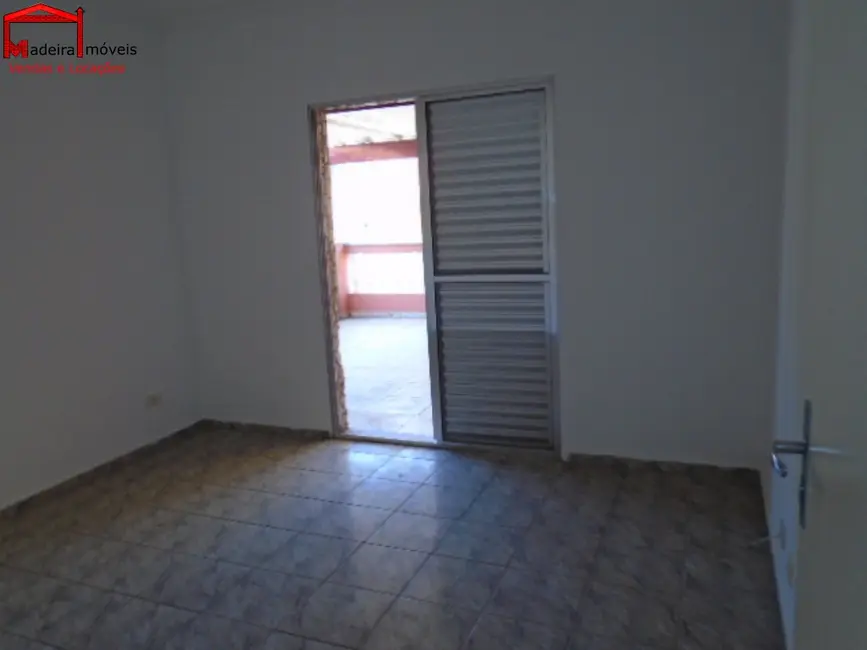 Foto 9 de Sobrado com 3 quartos para alugar, 150m2 em Parque Panamericano, São Paulo - SP