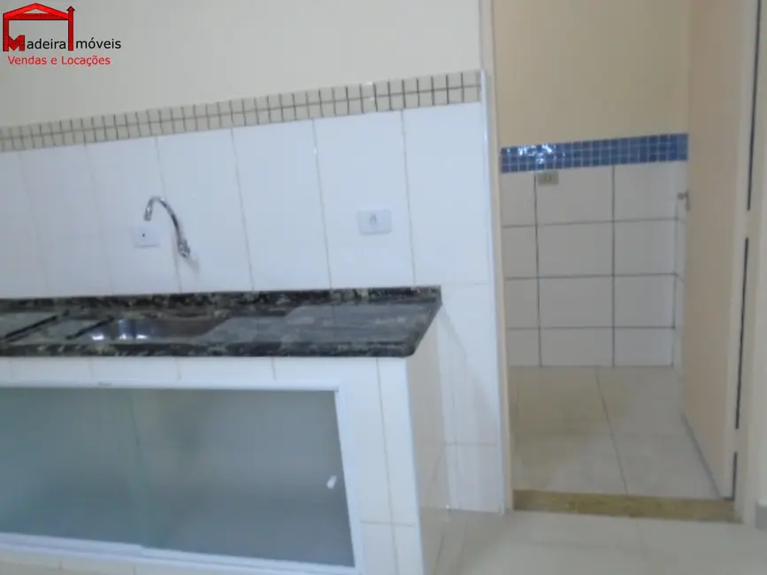 Casa com 2 quartos para alugar, 40m2 em Jardim Santa Mônica, São Paulo - SP - imagem 6 Foto 6 de Casa com 2 quartos para alugar, 40m2 em Jardim Santa Mônica, São Paulo - SP