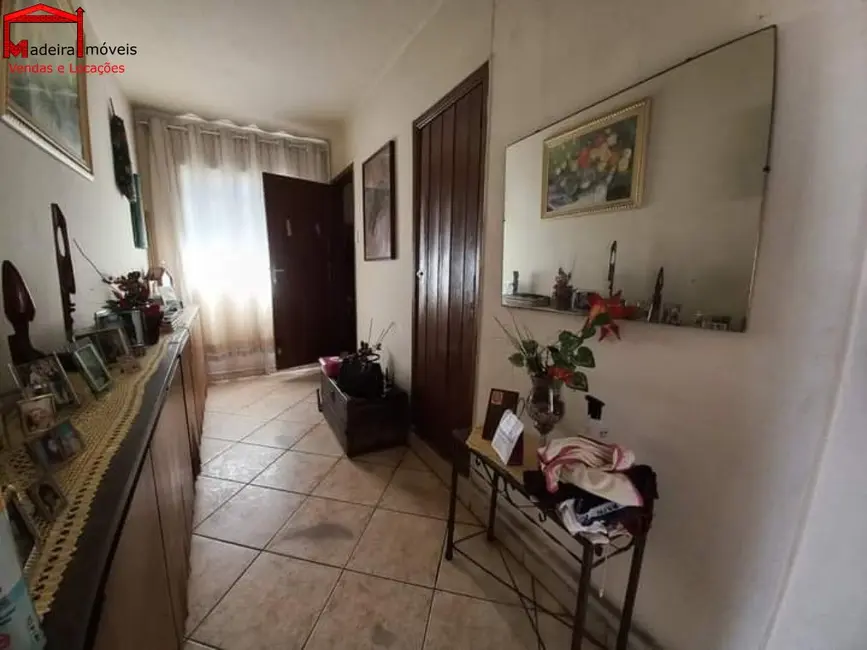 Foto 3 de Casa com 3 quartos à venda, 150m2 em Vila Mangalot, São Paulo - SP