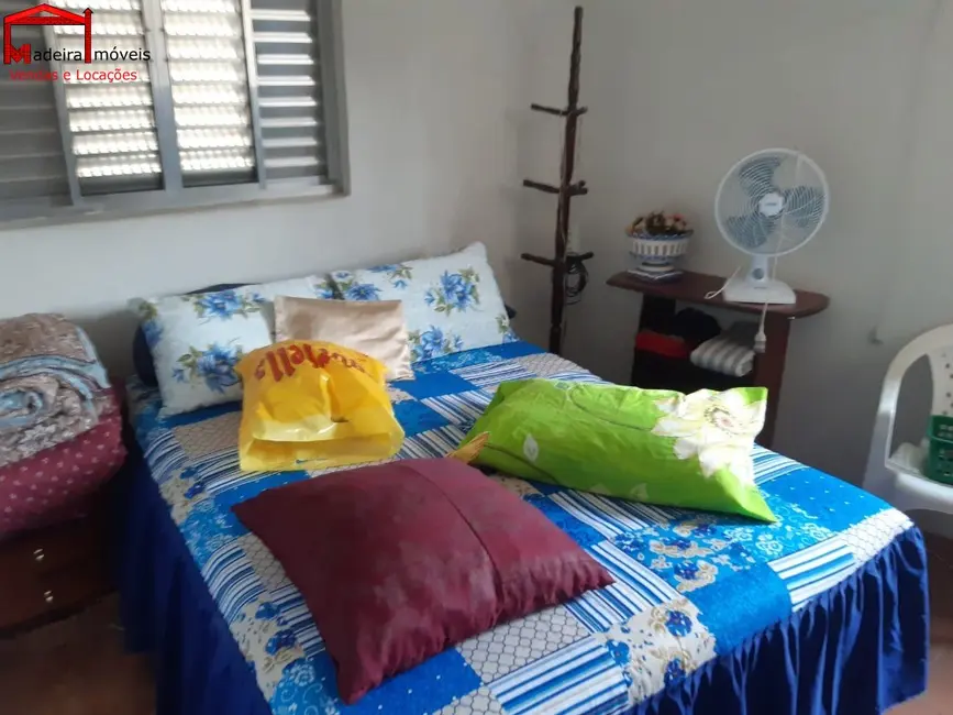 Foto 2 de Casa com 4 quartos à venda, 274m2 em Vila Guedes, São Paulo - SP