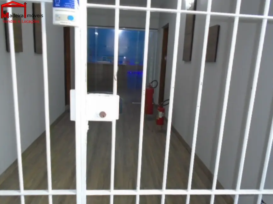 Foto 4 de Sala Comercial para alugar, 50m2 em Jardim Santo Elias, São Paulo - SP