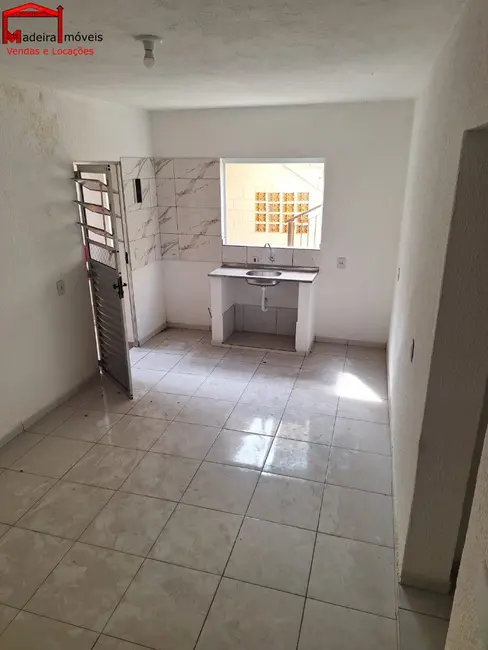 Casa com 2 quartos para alugar, 40m2 em Vila Piauí, São Paulo - SP - imagem 7 Foto 7 de Casa com 2 quartos para alugar, 40m2 em Vila Piauí, São Paulo - SP