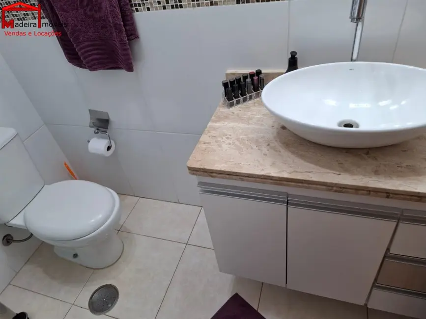 Sobrado com 3 quartos à venda, 180m2 em Conjunto Residencial Vista Verde, São Paulo - SP - imagem 3 Foto 3 de Sobrado com 3 quartos à venda, 180m2 em Conjunto Residencial Vista Verde, São Paulo - SP