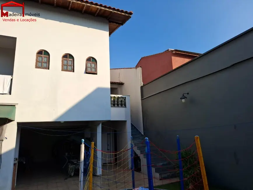 Foto 7 de Casa com 3 quartos à venda, 210m2 em Vila Mangalot, São Paulo - SP