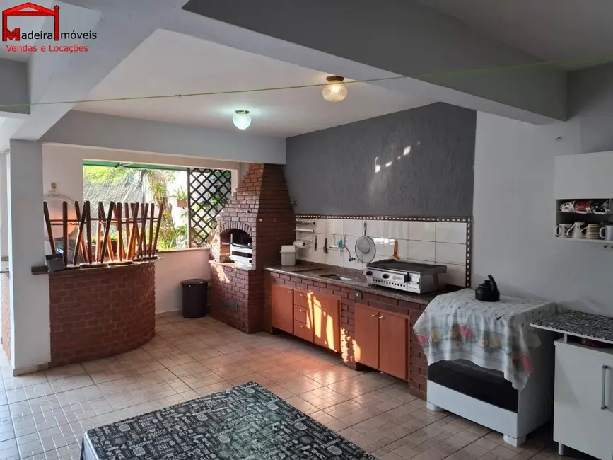 Foto 8 de Casa com 3 quartos à venda, 210m2 em Vila Mangalot, São Paulo - SP