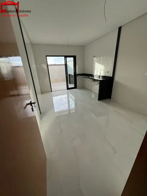 Sobrado com 3 quartos à venda, 145m2 em Parque Maria Domitila, São Paulo - SP - imagem 4 Foto 4 de Sobrado com 3 quartos à venda, 145m2 em Parque Maria Domitila, São Paulo - SP