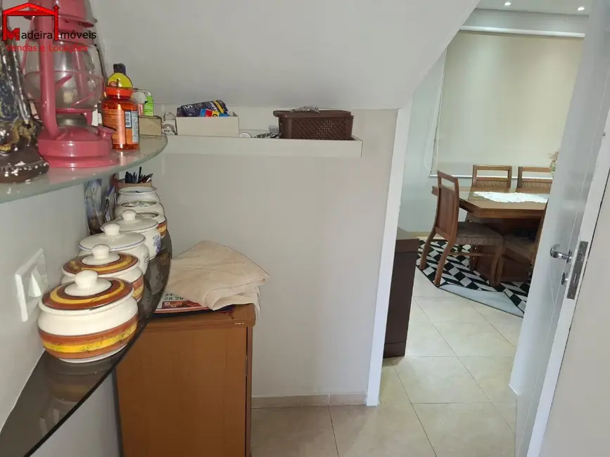 Sobrado com 3 quartos à venda, 180m2 em Jardim Regina, São Paulo - SP - imagem 8 Foto 8 de Sobrado com 3 quartos à venda, 180m2 em Jardim Regina, São Paulo - SP