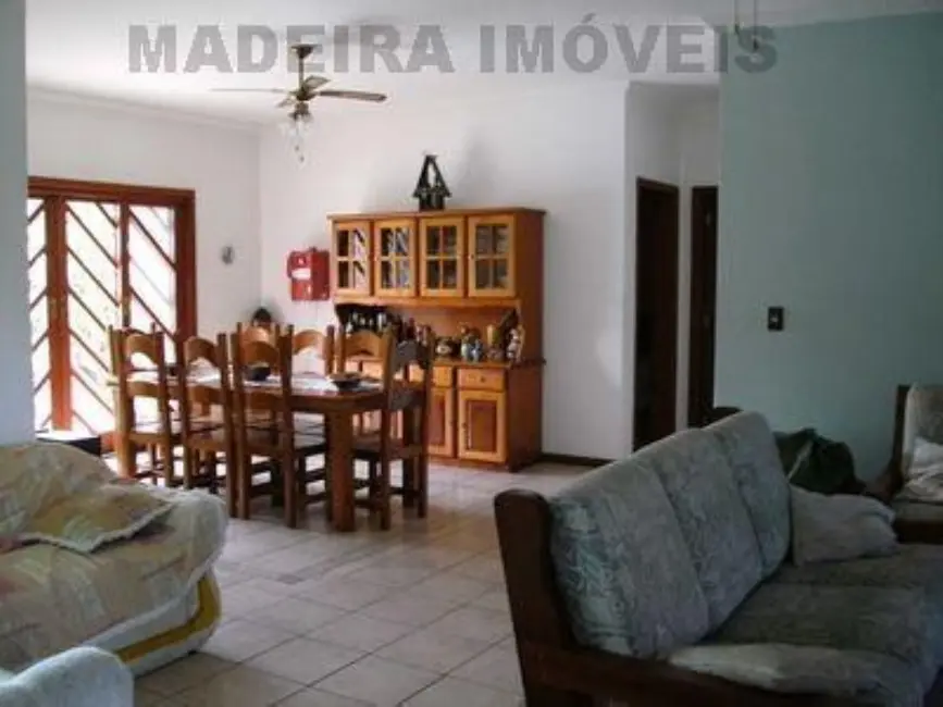 Foto 4 de Chácara com 4 quartos à venda, 350m2 em Itu - SP