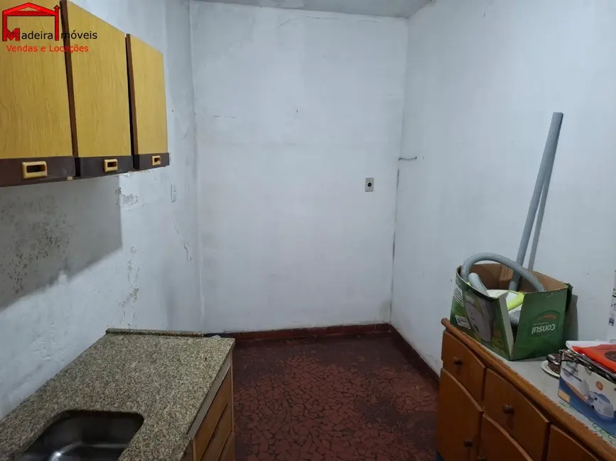 Foto 8 de Casa com 3 quartos à venda, 180m2 em Vila Guedes, São Paulo - SP