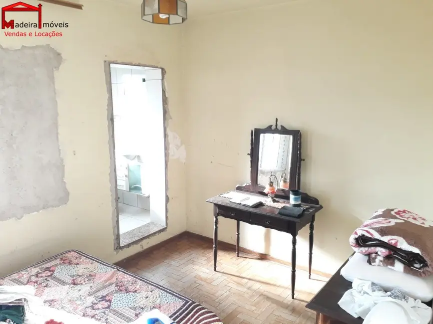 Foto 6 de Casa com 3 quartos à venda, 180m2 em Jardim Vivan, São Paulo - SP