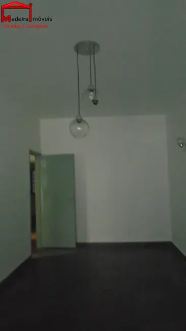 Foto 4 de Casa com 2 quartos para alugar, 80m2 em Piqueri, São Paulo - SP