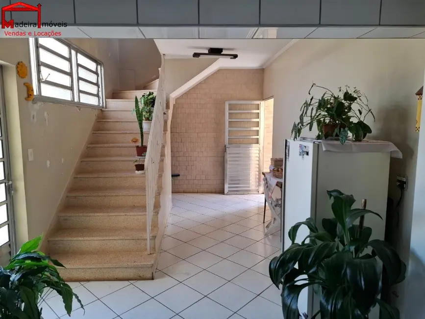 Sobrado com 4 quartos à venda, 274m2 em Vila Guedes, São Paulo - SP - imagem 6 Foto 6 de Sobrado com 4 quartos à venda, 274m2 em Vila Guedes, São Paulo - SP