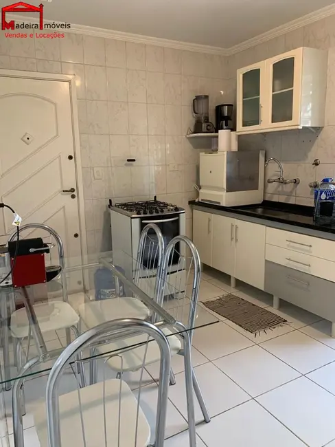 Foto 9 de Apartamento com 4 quartos à venda, 224m2 em Jardim Regina, São Paulo - SP