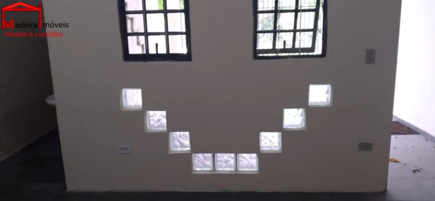 Foto 9 de Sobrado com 3 quartos para alugar, 200m2 em Jardim Regina, São Paulo - SP