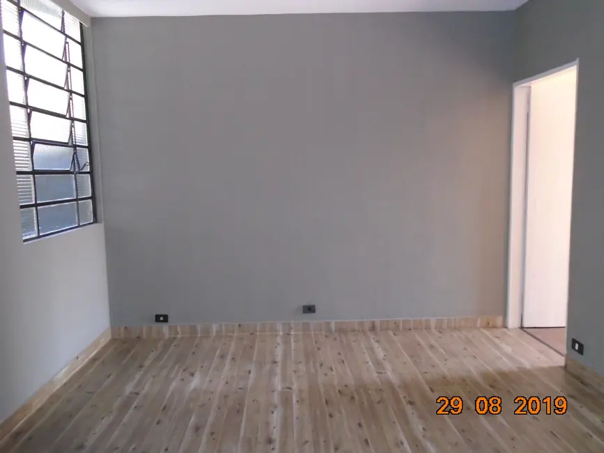 Foto 6 de Casa com 2 quartos para alugar, 50m2 em Chácara Inglesa, São Paulo - SP