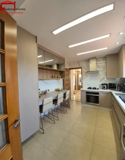Apartamento com 4 quartos à venda, 132m2 em Vila Pereira Barreto, São Paulo - SP - imagem 5 Foto 5 de Apartamento com 4 quartos à venda, 132m2 em Vila Pereira Barreto, São Paulo - SP