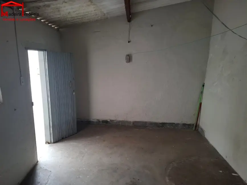 Foto 5 de Casa com 2 quartos à venda, 140m2 em Parque São Domingos, São Paulo - SP