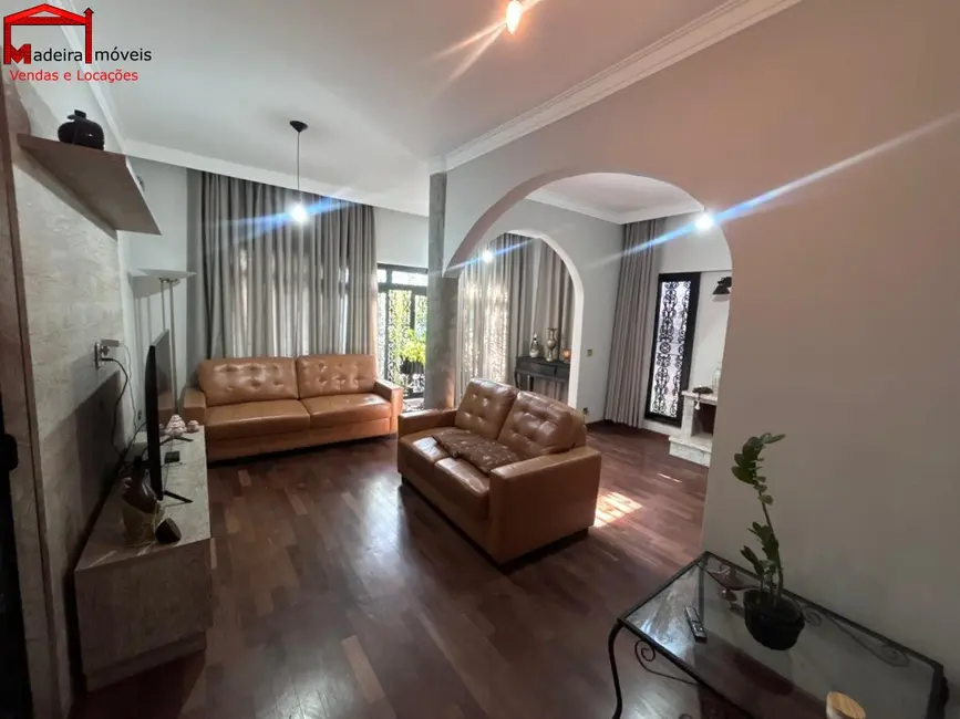 Foto 3 de Casa com 3 quartos à venda, 210m2 em Parque São Domingos, São Paulo - SP