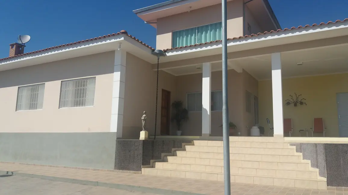 Foto 2 de Chácara com 4 quartos à venda, 400m2 em Ponunduva, Cajamar - SP