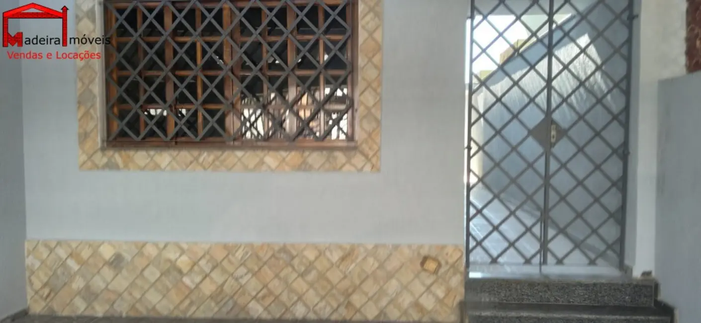 Foto 3 de Sobrado com 3 quartos para alugar, 180m2 em Jardim Regina, São Paulo - SP