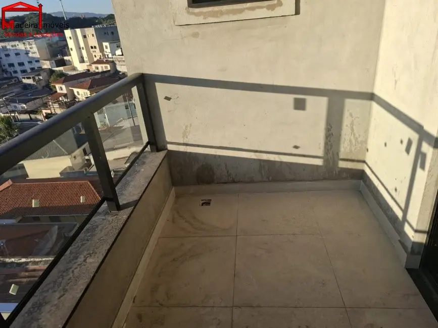 Sobrado com 3 quartos à venda, 230m2 em Parque São Domingos, São Paulo - SP - imagem 2 Foto 2 de Sobrado com 3 quartos à venda, 230m2 em Parque São Domingos, São Paulo - SP