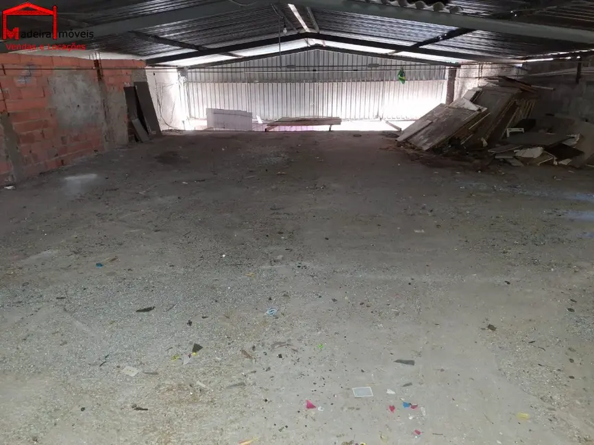 Foto 3 de Armazém / Galpão à venda e para alugar, 180m2 em Jardim Regina, São Paulo - SP
