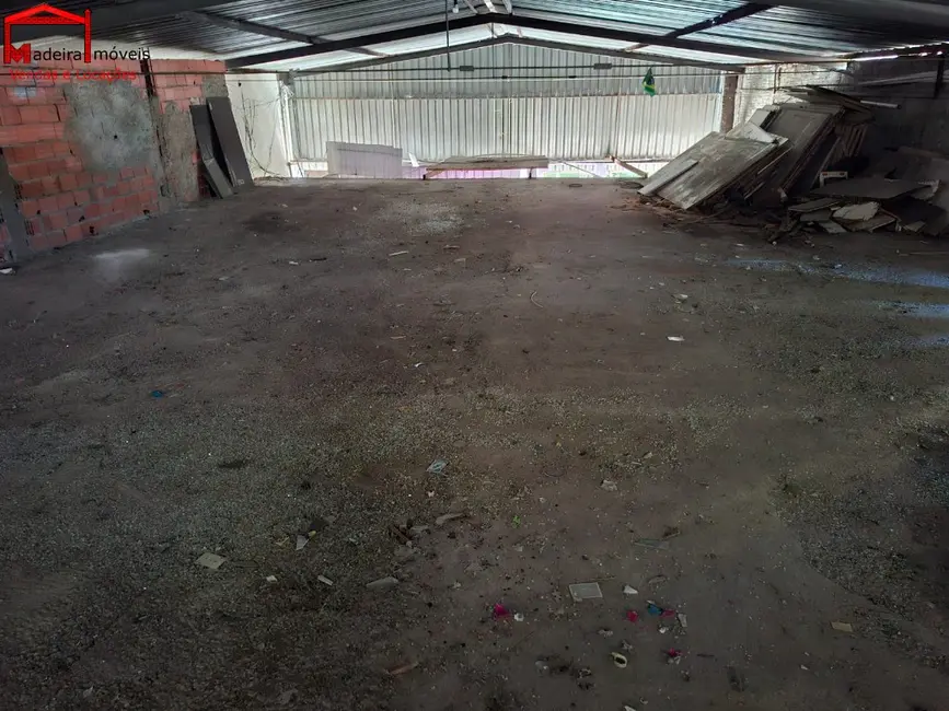 Foto 4 de Armazém / Galpão à venda e para alugar, 180m2 em Jardim Regina, São Paulo - SP