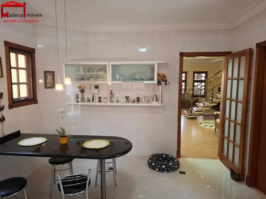 Sobrado com 3 quartos à venda, 220m2 em São Paulo - SP - imagem 9 Foto 9 de Sobrado com 3 quartos à venda, 220m2 em São Paulo - SP