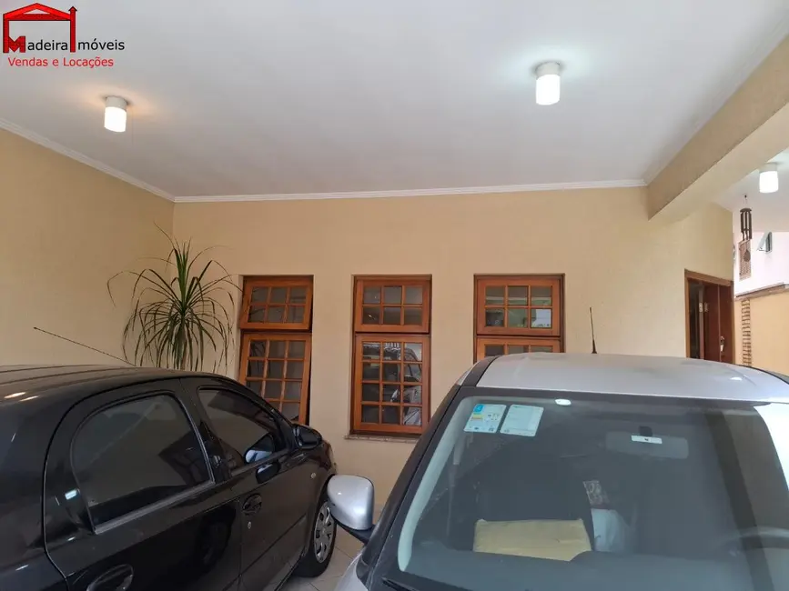 Sobrado com 3 quartos à venda, 220m2 em São Paulo - SP - imagem 3 Foto 3 de Sobrado com 3 quartos à venda, 220m2 em São Paulo - SP