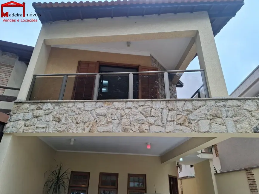 Sobrado com 3 quartos à venda, 220m2 em São Paulo - SP - imagem 1 Foto 1 de Sobrado com 3 quartos à venda, 220m2 em São Paulo - SP